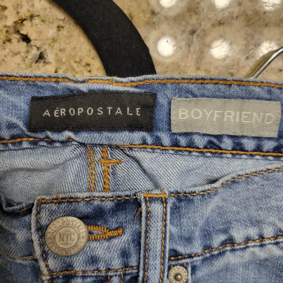 Aeropostale Boyfriend Jeans - Picture 3 of 4